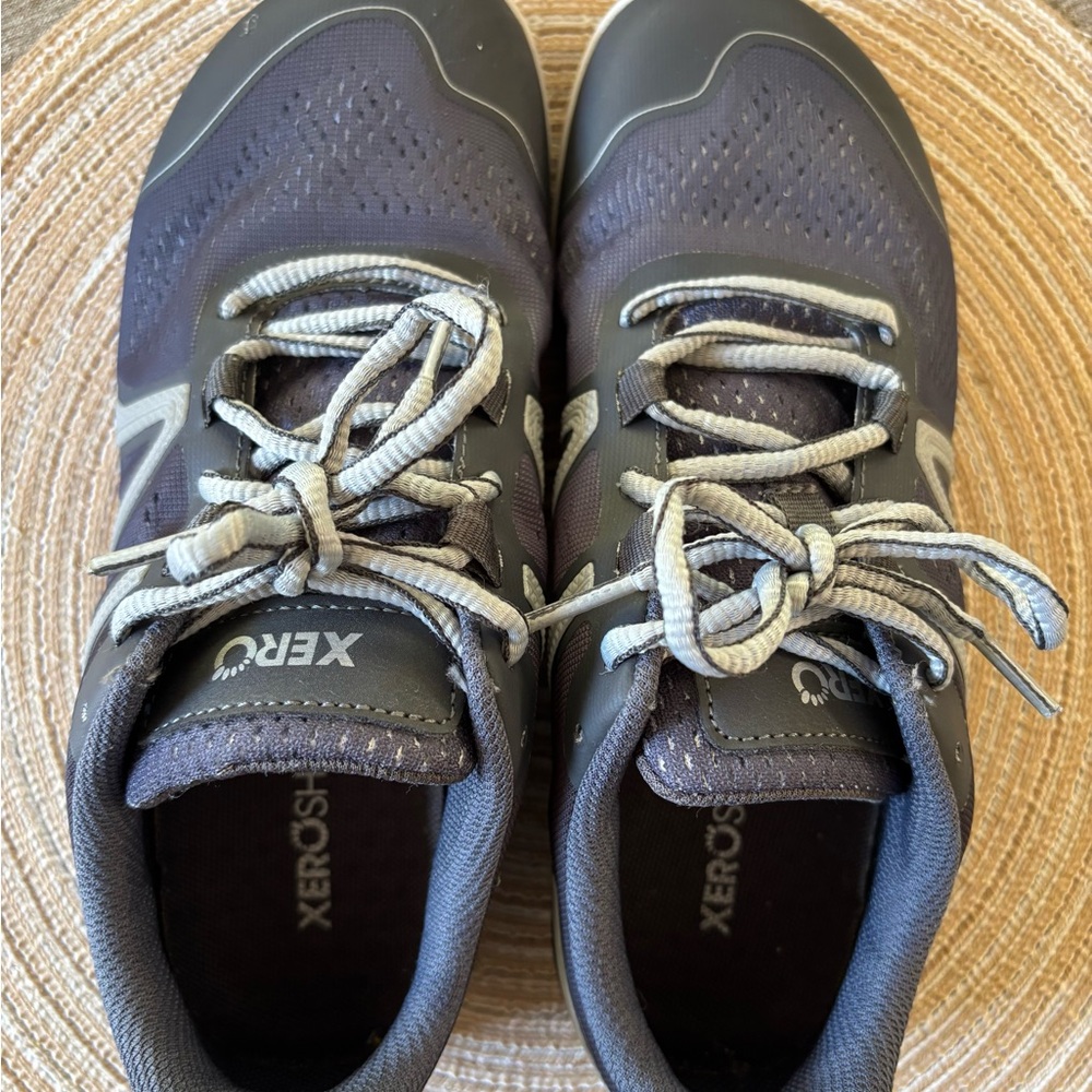 Xero Shoes Women’s HFS size 7.5